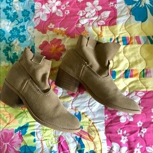 Carlos Santana Ankle Boots